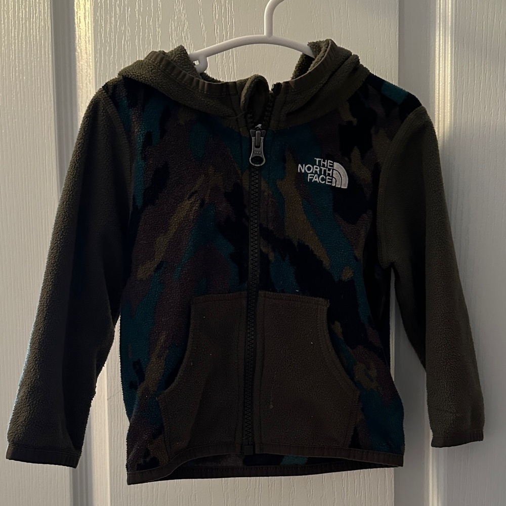 The North Face Kids' Green and Black Fleece Hoodie